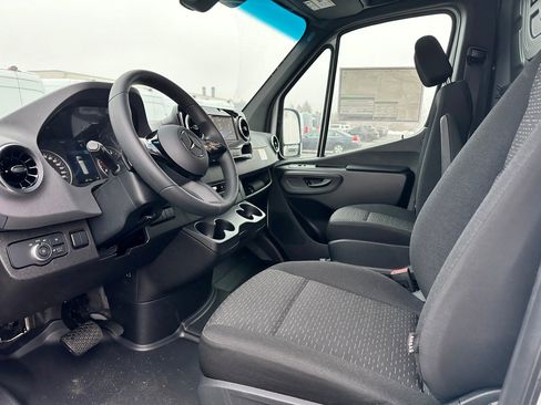 New 2026 Mercedes-Benz Sprinter 2500 image 9