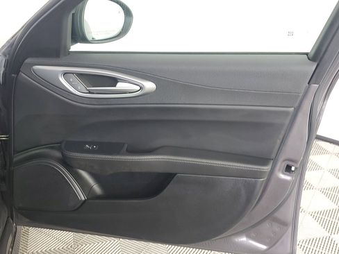 Used 2024 Alfa Romeo Giulia Ti w/ Active Assist Plus Package image 24