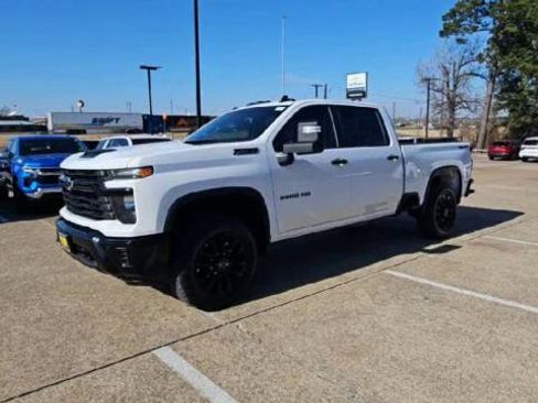 Used 2026 Chevrolet Silverado 2500 Custom w/ Custom Value Package image 3