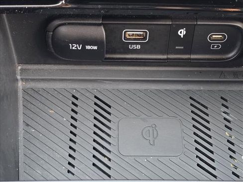 Certified 2024 Kia Sportage EX image 16