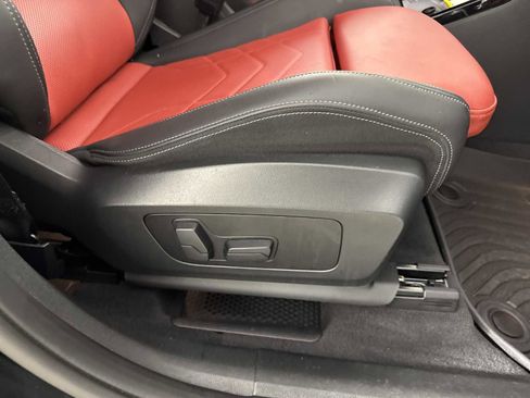 Used 2024 BMW X1 M35i w/ Premium Package image 25