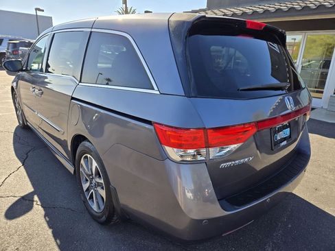 Used 2016 Honda Odyssey Touring image 3