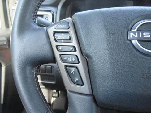 Used 2023 Nissan Titan Platinum Reserve w/ Moonroof Package AWD/4WD image 25