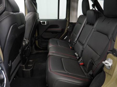 New 2026 Jeep Wrangler Unlimited Rubicon 392 image 17