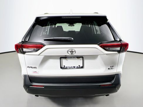 Used 2025 Toyota RAV4 LE AWD/4WD image 6