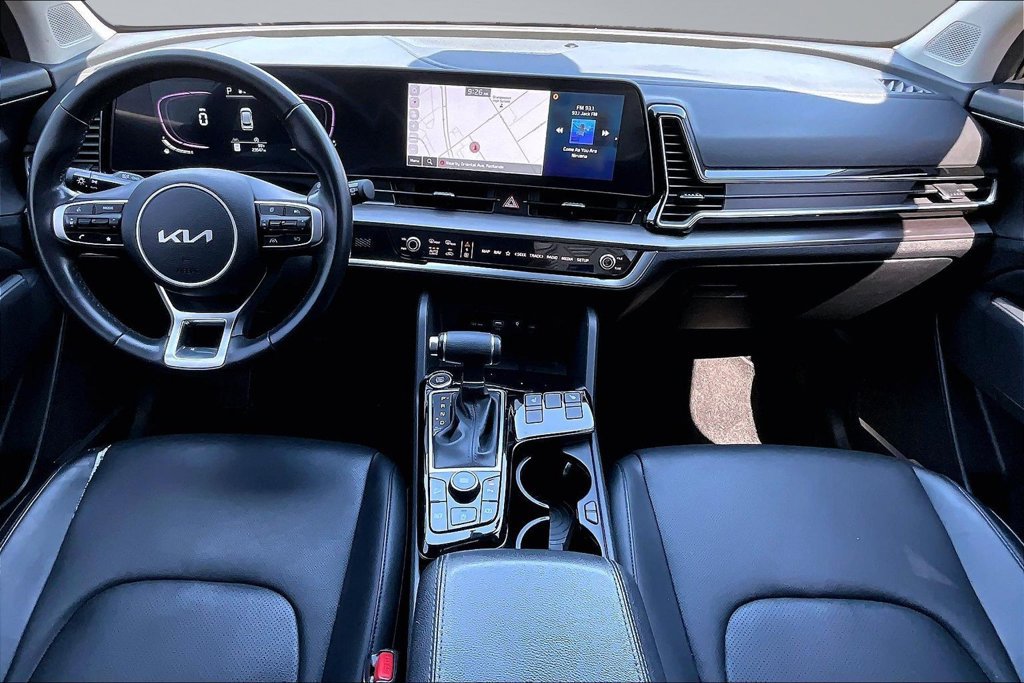 Used 2025 Kia Sportage EX FWD image 10