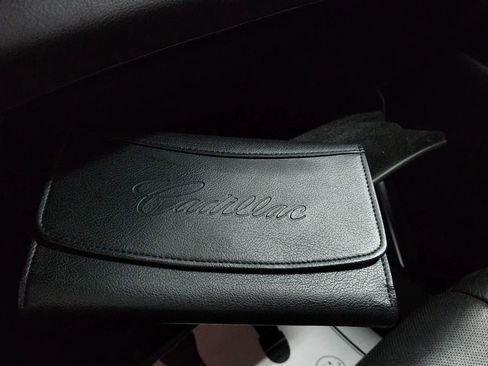 Used 2017 Cadillac Escalade Luxury image 46