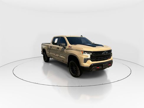 Used 2023 Chevrolet Silverado 1500 LT Trail Boss w/ Protection Package AWD/4WD image 2