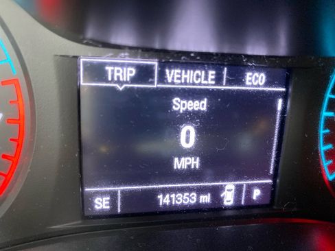 Used 2015 Chevrolet Colorado LT w/ LT Convenience Package image 12