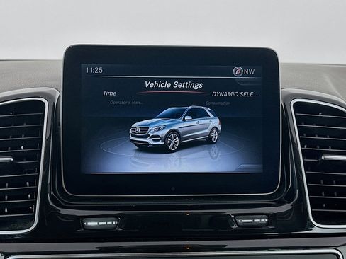 Used 2017 Mercedes-Benz GLE 350 image 21