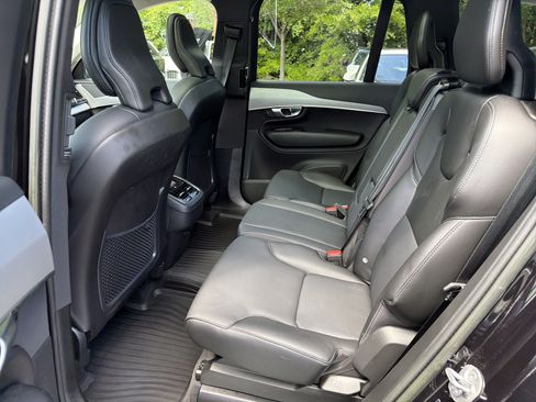 Certified 2023 Volvo XC90 B5 Core w/ Protection Package Premier AWD/4WD image 32