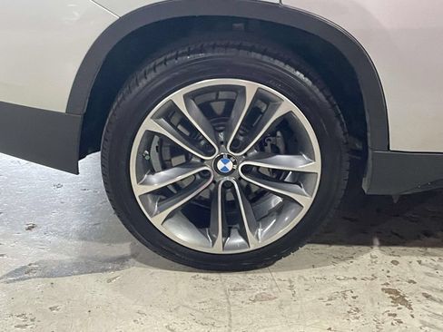 Used 2014 BMW X1 xDrive28i AWD/4WD image 6