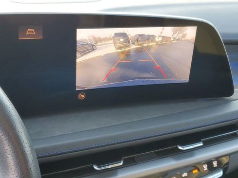 Used 2024 Cadillac XT4 Sport image 19