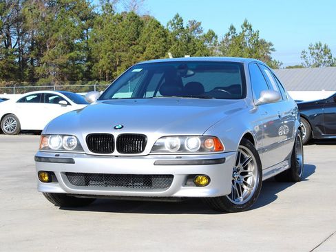 Used 2001 BMW M5 image 3