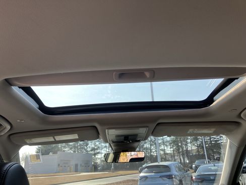 Used 2025 Honda CR-V EX-L image 31