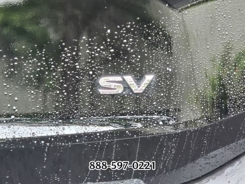 Used 2022 Nissan Rogue SV FWD image 14