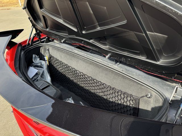 Used 2025 Chevrolet Corvette Stingray Premium Conv w/ Z51 Performance Package RWD image 33