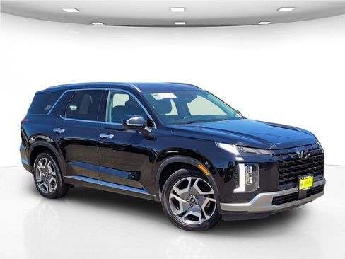 Used 2024 Hyundai Palisade Limited AWD/4WD image 2