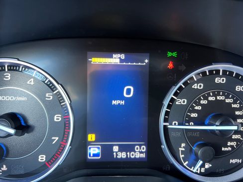Used 2019 Subaru Ascent Touring AWD/4WD image 11