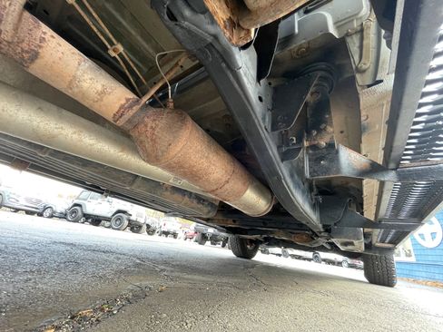 Used 2015 Chevrolet Silverado 2500 W/T w/ Snow Plow Prep Package image 22