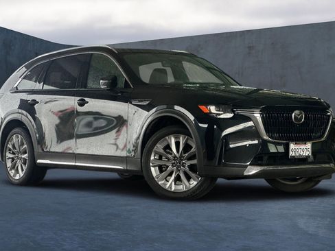 Used 2025 MAZDA CX-90 3.3 Turbo w/ Premium Plus Pkg image 2