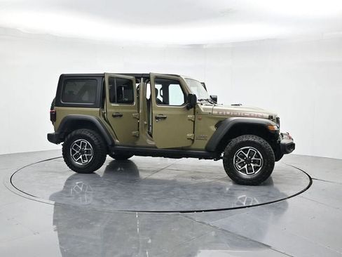 Used 2025 Jeep Wrangler Unlimited Rubicon w/ Safety Group image 54