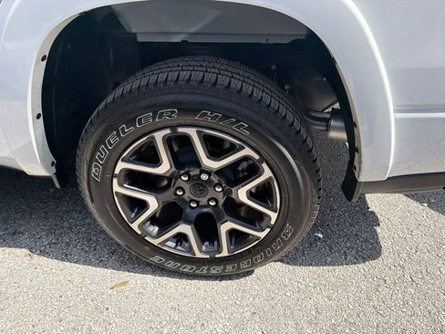 Used 2026 RAM 1500 Laramie w/ Sport Appearance Package AWD/4WD image 8
