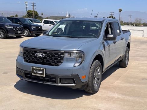 New 2026 Ford Maverick XLT FWD image 8