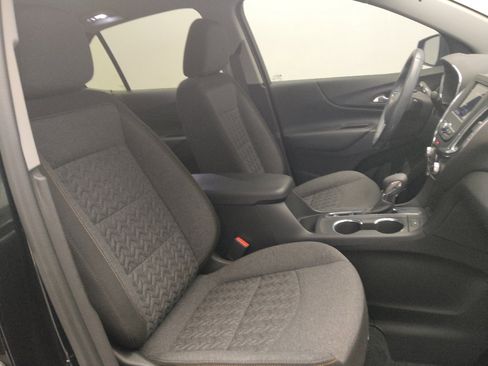 Used 2024 Chevrolet Equinox LT image 21