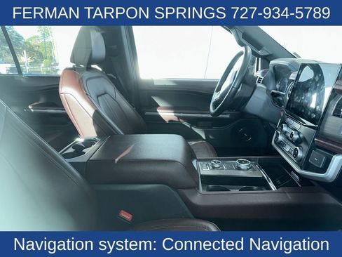 Used 2024 Ford Expedition Limited image 6