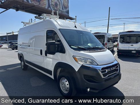 Used 2023 RAM ProMaster 2500 w/ Premium Appearance Group FWD image 3