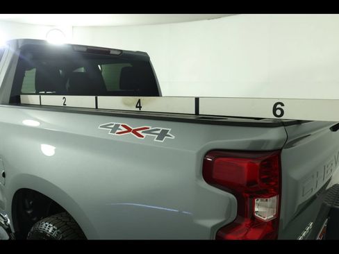 Certified 2024 Chevrolet Silverado 1500 LT AWD/4WD image 13