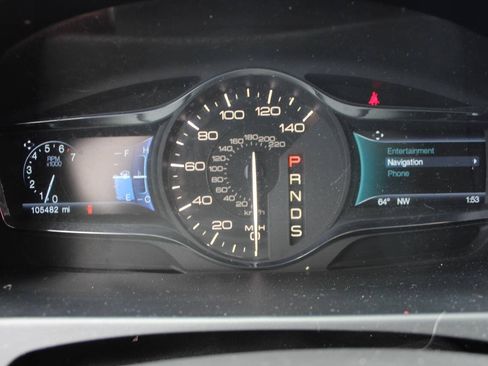 Used 2014 Lincoln MKX AWD w/ Equipment Group 102A image 15