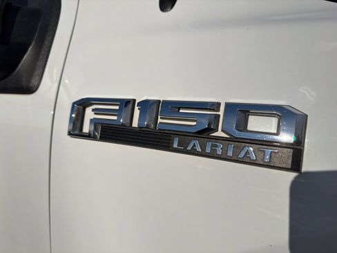 Used 2018 Ford F150 Lariat w/ Equipment Group 502A Luxury image 9