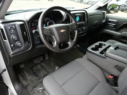 Used 2017 Chevrolet Silverado 1500 LT w/ All Star Edition AWD/4WD image 3