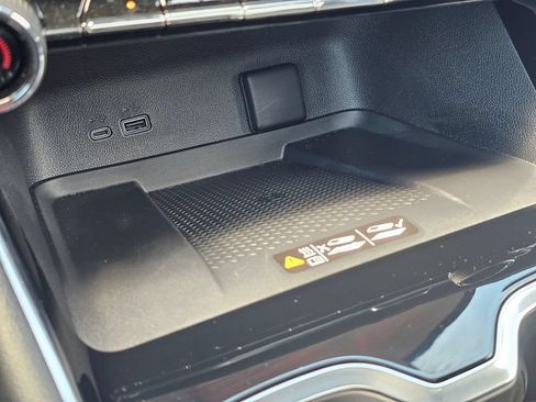 Used 2026 Chevrolet Traverse RS w/ LPO, Floor Liner Package AWD/4WD image 34