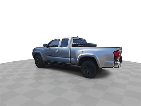 Used 2023 Toyota Tacoma SR5 image 6