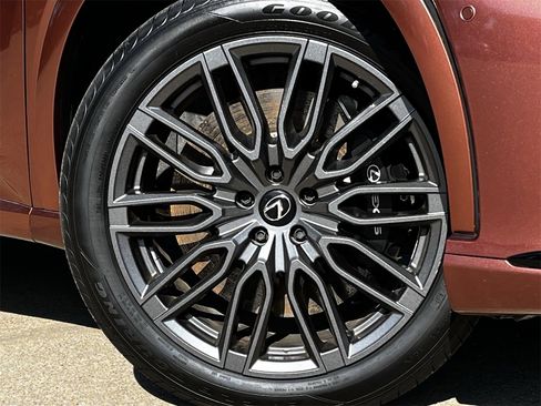 Used 2023 Lexus RX 500h F Sport w/ Accessory Package (Z1) image 30