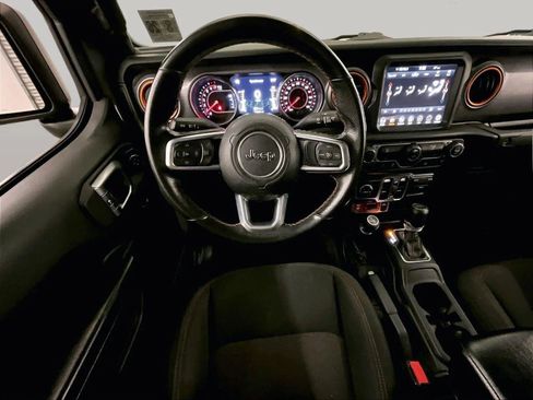 Used 2021 Jeep Gladiator Mojave image 5