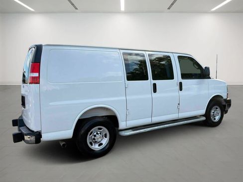 Used 2025 Chevrolet Express 2500 w/ Driver Convenience Package RWD image 4