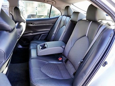 Used 2023 Toyota Camry XSE image 14