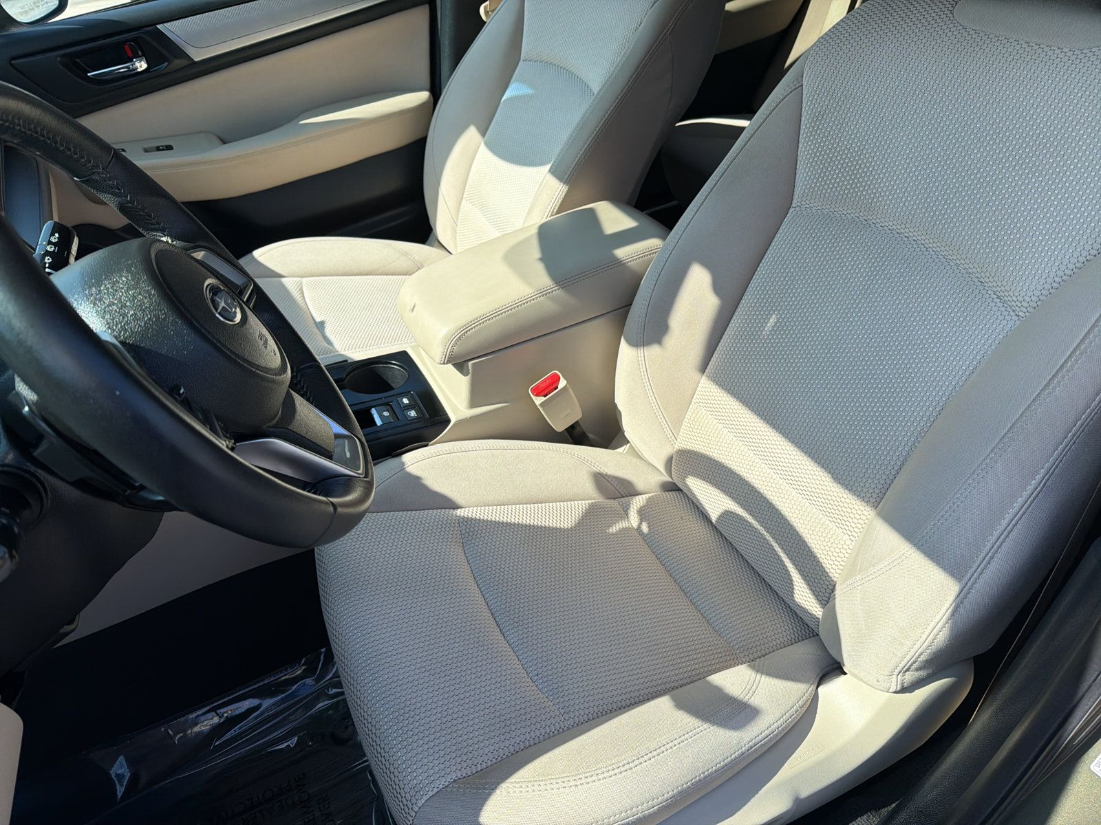 Used 2019 Subaru Outback 2.5i Premium w/ Popular Package #2 AWD/4WD image 18