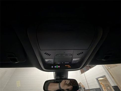 Certified 2023 Buick Enclave Essence w/ LPO, Floor Liner Package image 22