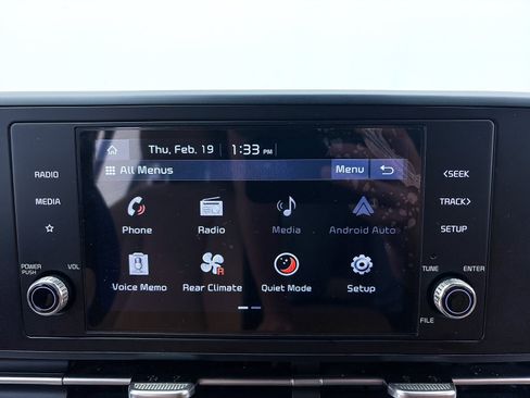 Used 2022 Kia Carnival LX image 28