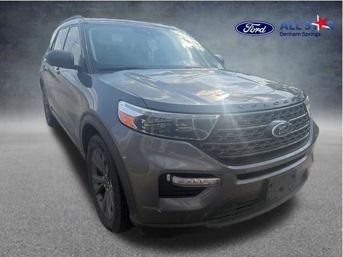 Used 2021 Ford Explorer XLT w/ Equipment Group 202A RWD image 1