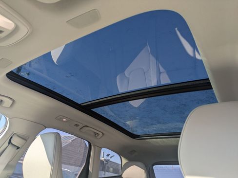 New 2026 Volvo XC60 B5 Ultra w/ Climate Package PRO image 13