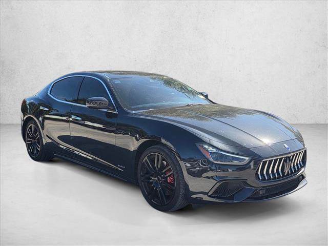 Used 2018 Maserati Ghibli S GranSport RWD image 3