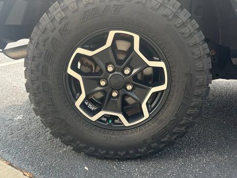 Used 2020 Jeep Wrangler Unlimited Rubicon AWD/4WD image 8