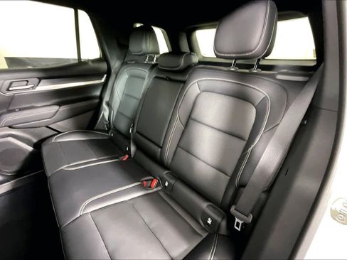 Used 2026 GMC Terrain Elevation w/ Elevation Premium Package FWD image 19