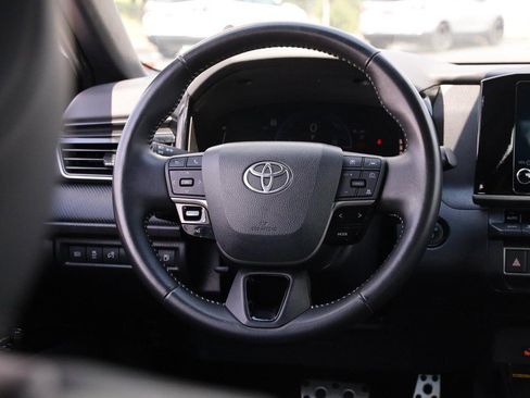 Used 2025 Toyota Camry SE FWD image 25